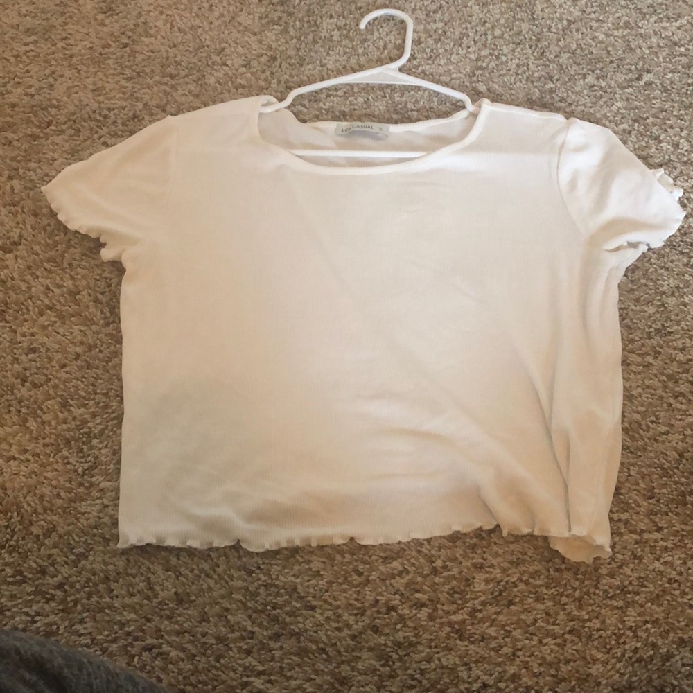 White crop-top